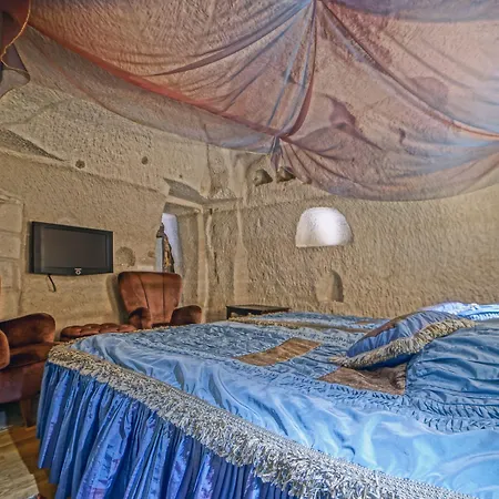 Anatolian Cave & מלון 3*