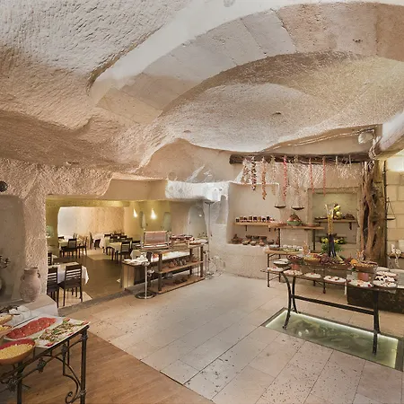 Anatolian Cave & Hotel 3*