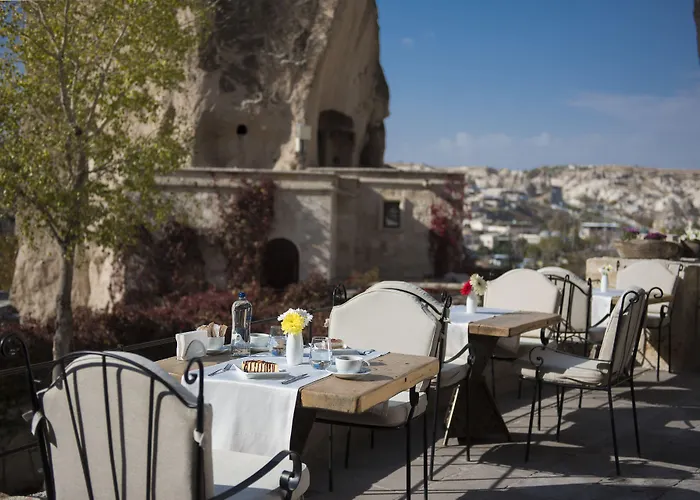 Anatolian Cave & 格雷梅